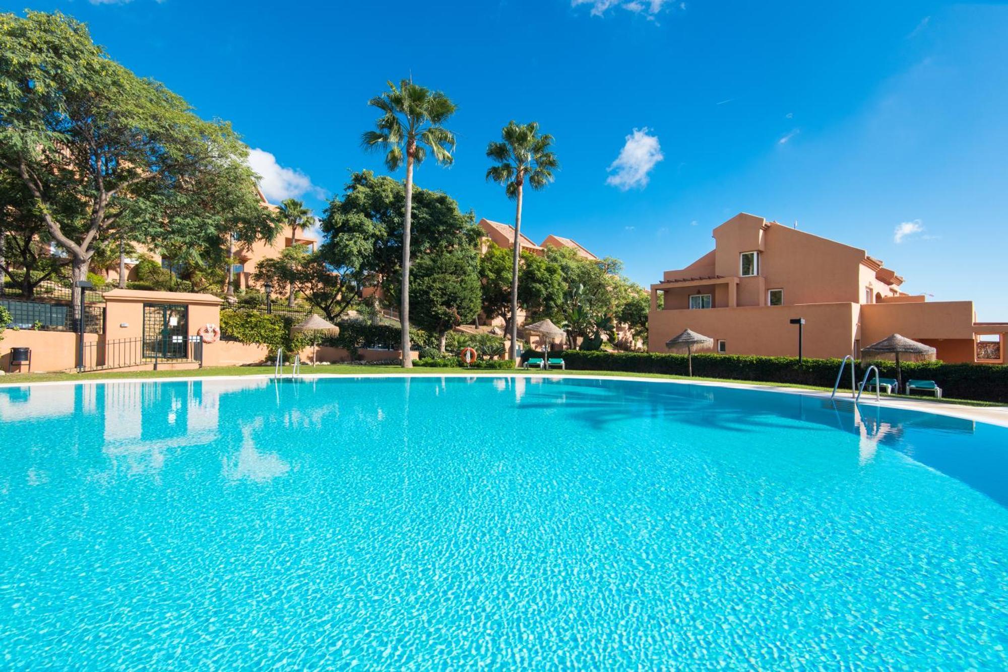 Rentandhomes Penthouse Elviria Golf Marbella Zewnętrze zdjęcie