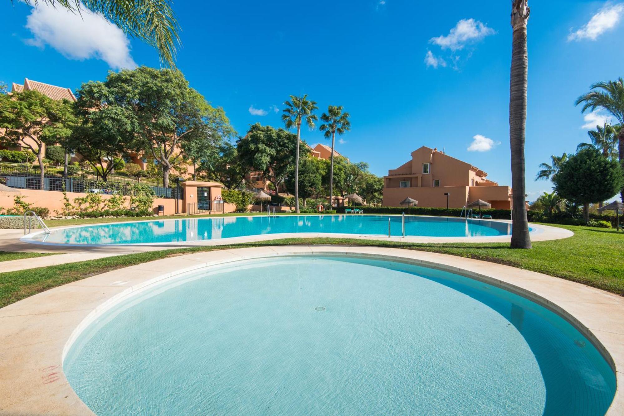Rentandhomes Penthouse Elviria Golf Marbella Zewnętrze zdjęcie