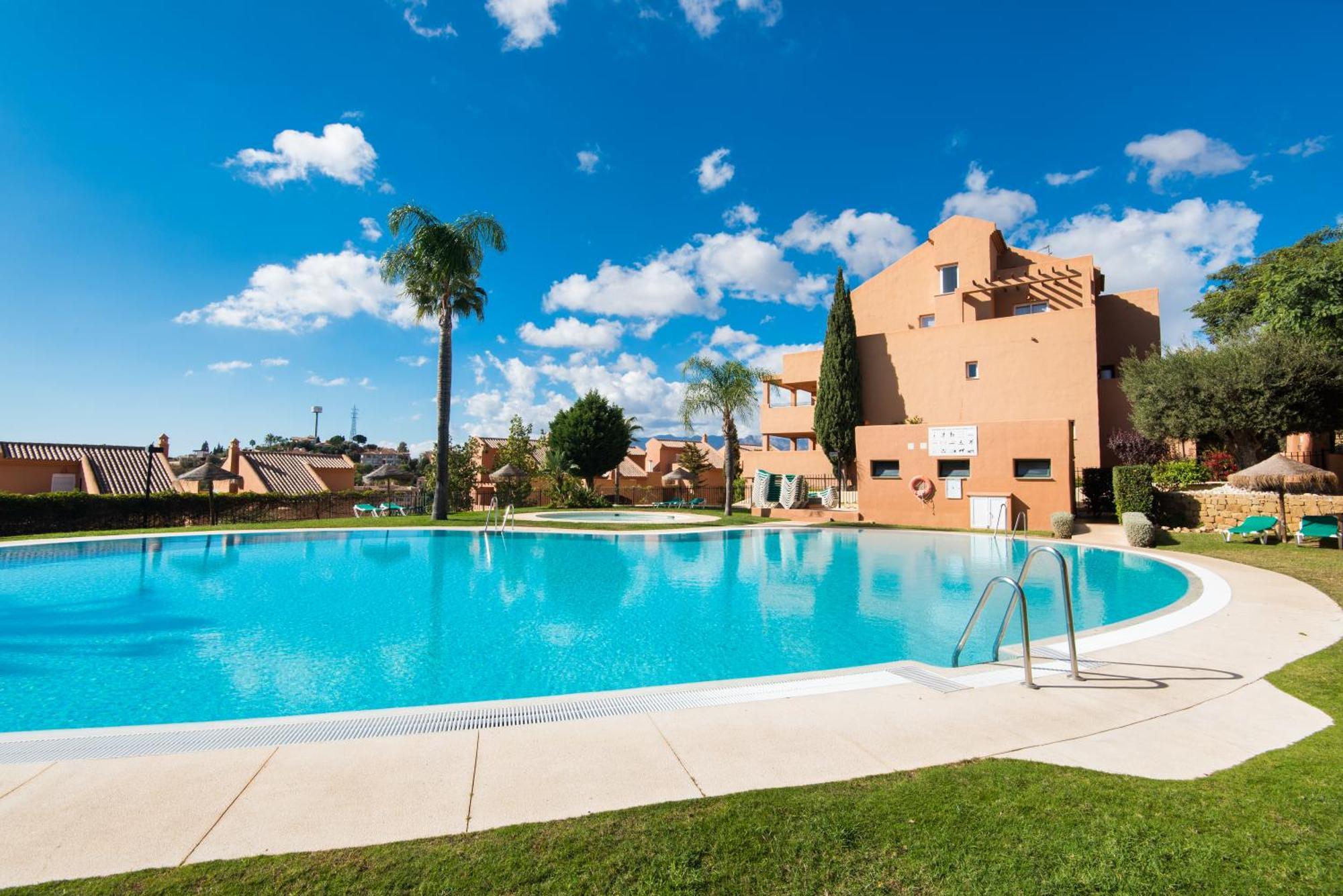 Rentandhomes Penthouse Elviria Golf Marbella Zewnętrze zdjęcie